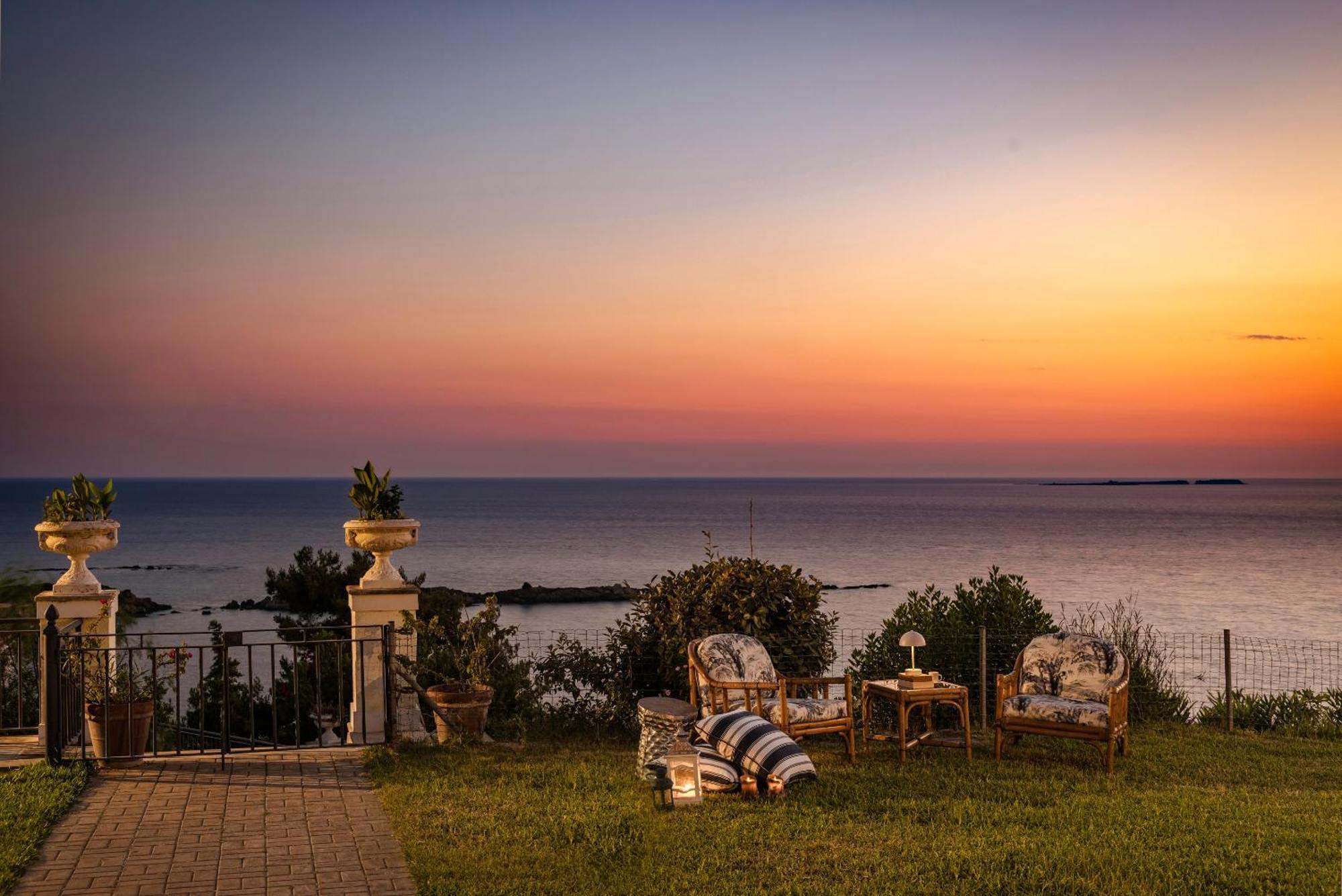 Villa Rhoe Миния Экстерьер фото